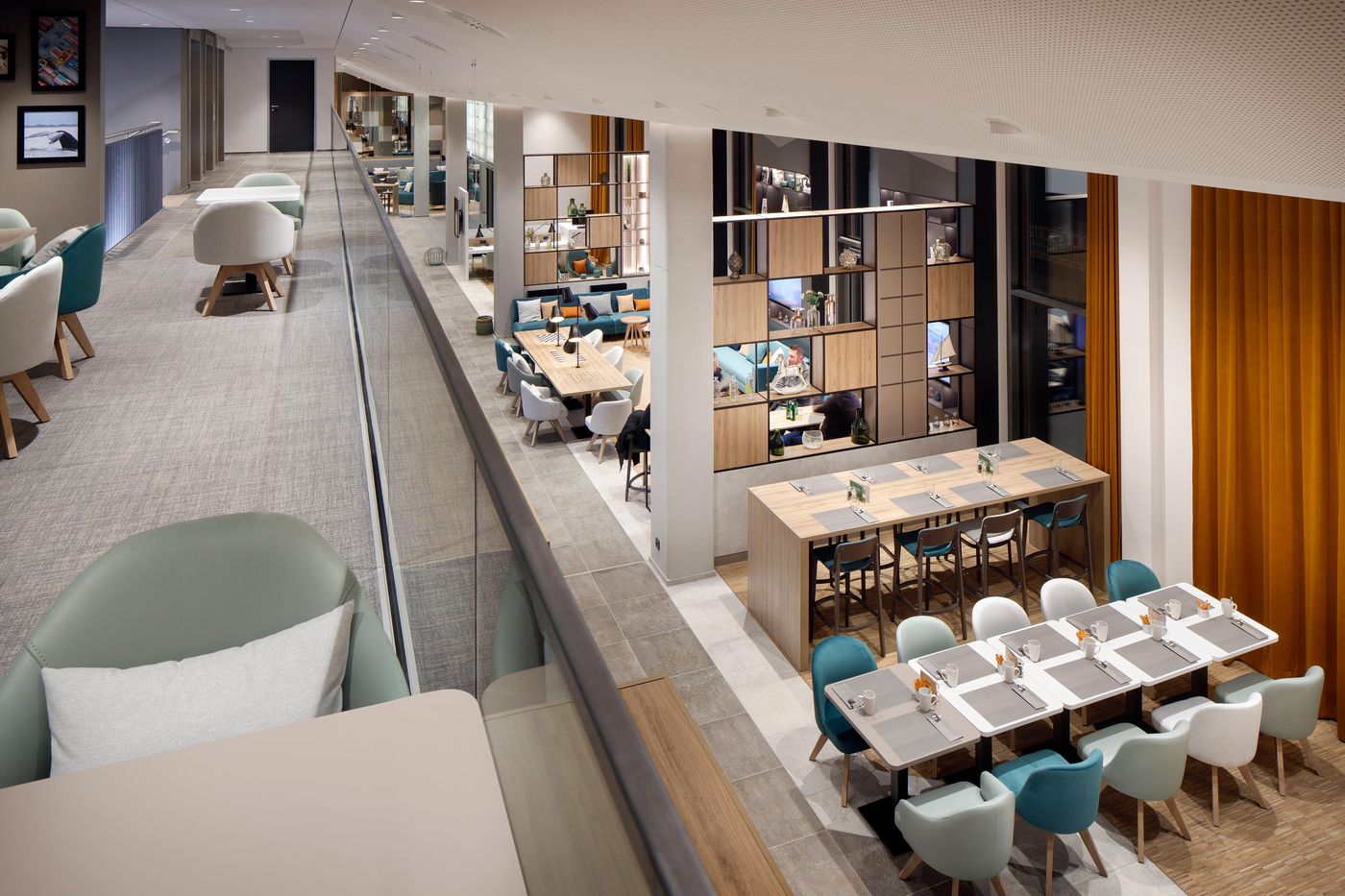 Holiday Inn Hamburg - HafenCity - Germany - Hamburg - Lobby - 4