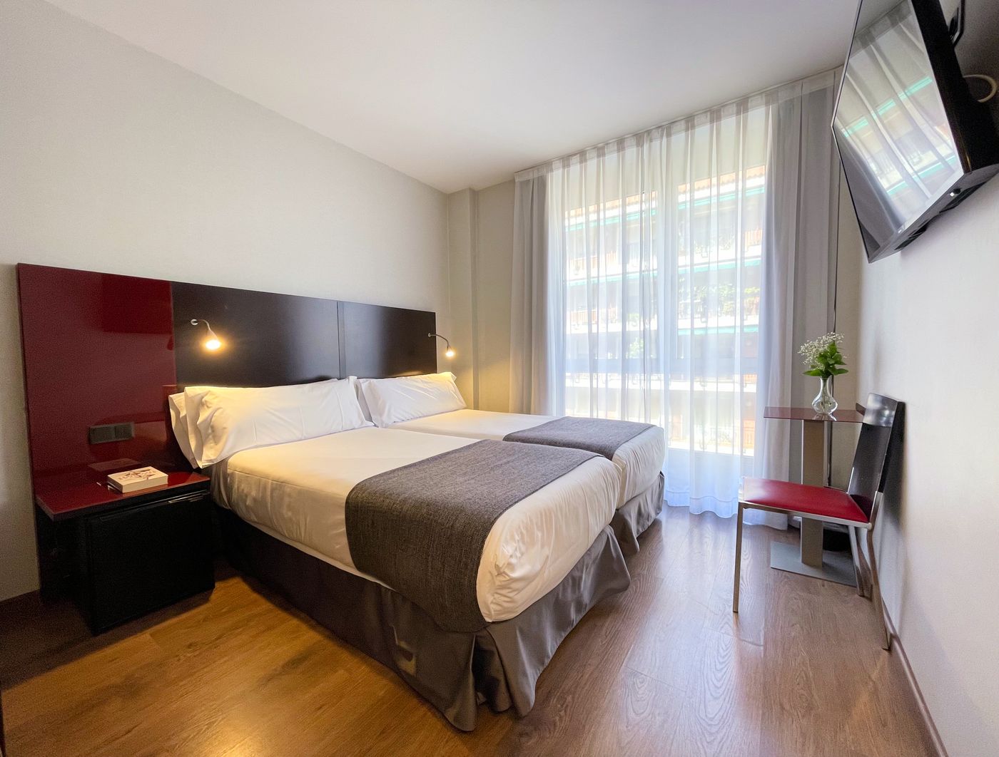 Sant Antoni-Spain-BARCELONA-Room-7