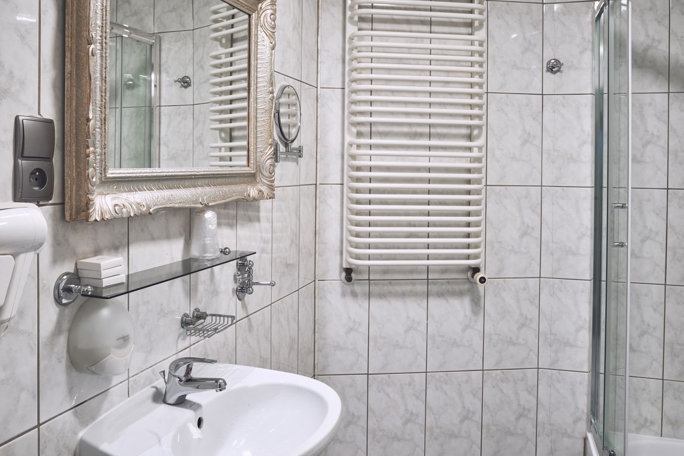 Hotel-Nobilton-Room-44