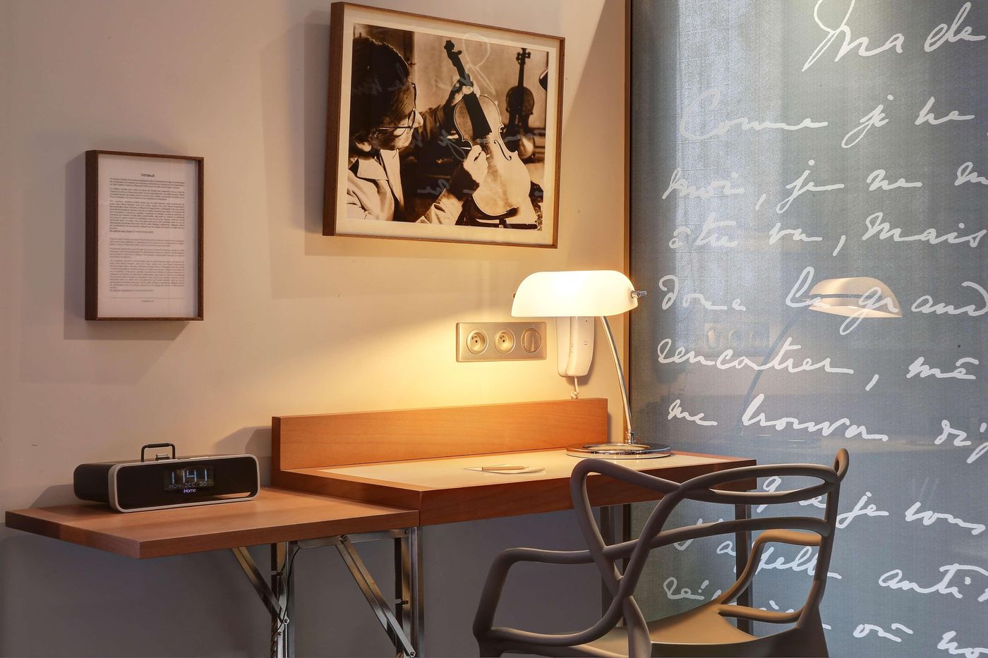 Hotel-Litteraire-Le-Swann--BW-Premier-Collection-Room-10