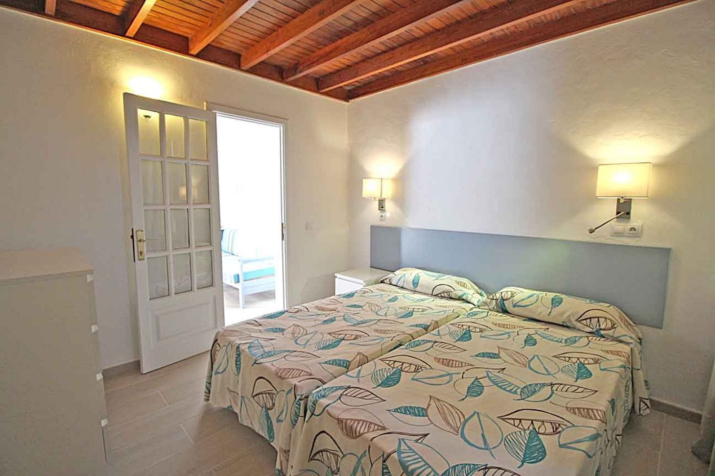 Los-Tulipanes-Room-31