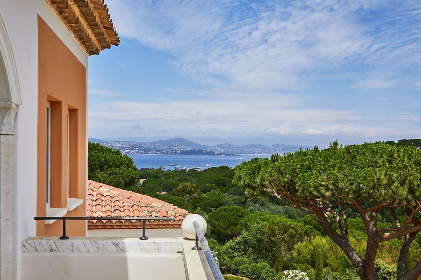 Chateau-de-la-Messardiere-Room-68