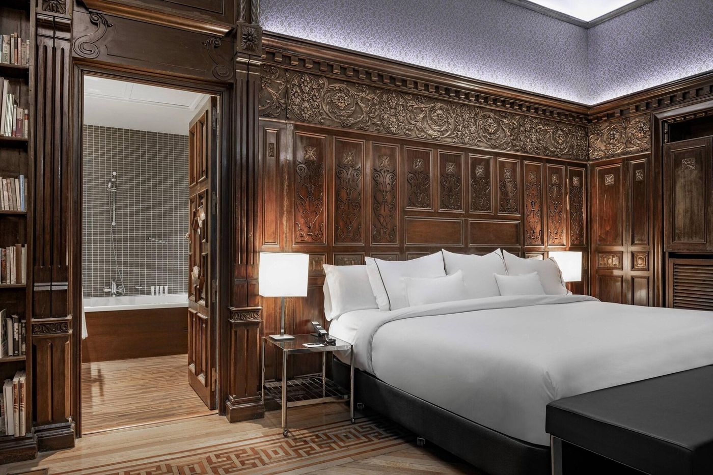 AC-Hotel-Palacio-del-Retiro-Autograph-Collection-Room-68