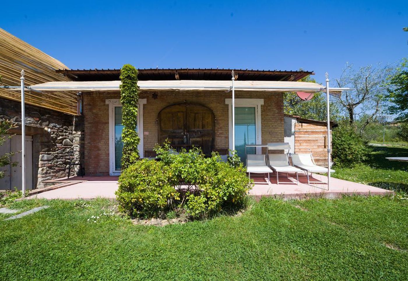 Relais-Del-Lago-General-view-26