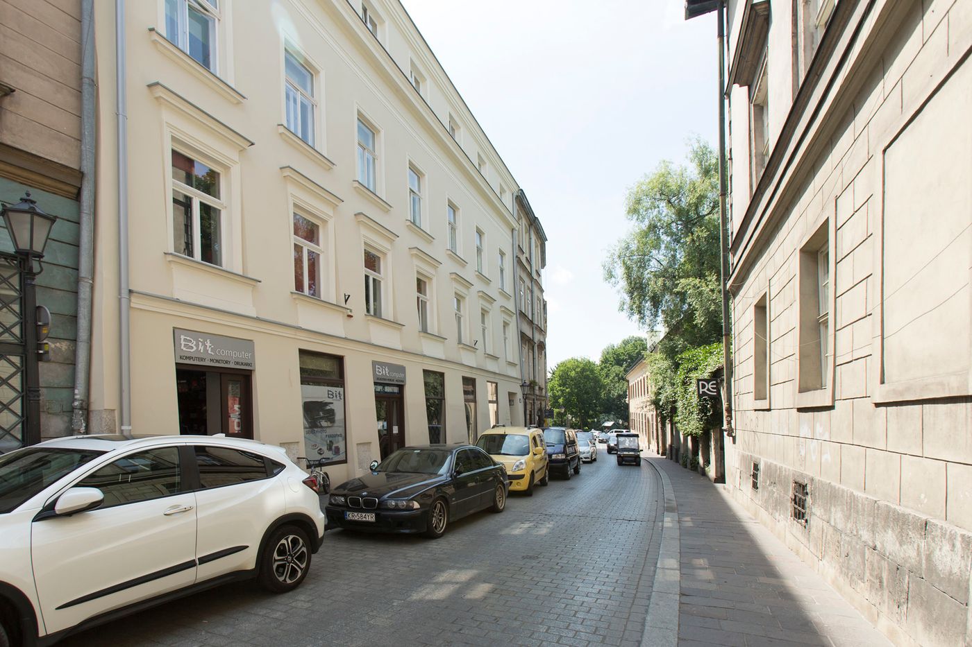 Antique-Apartments-Old-Town-Room-76