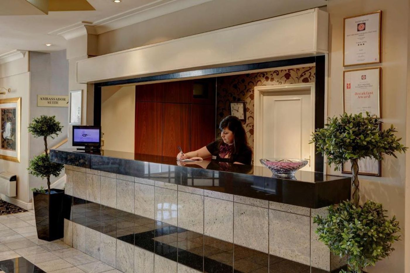 Best Western Widnes Halton Everglades Park Hotel-United Kingdom-Widnes-Lobby-8
