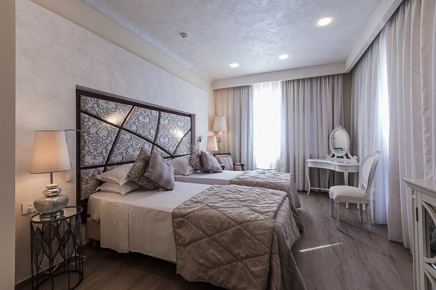 Osborne-Hotel-Room-18