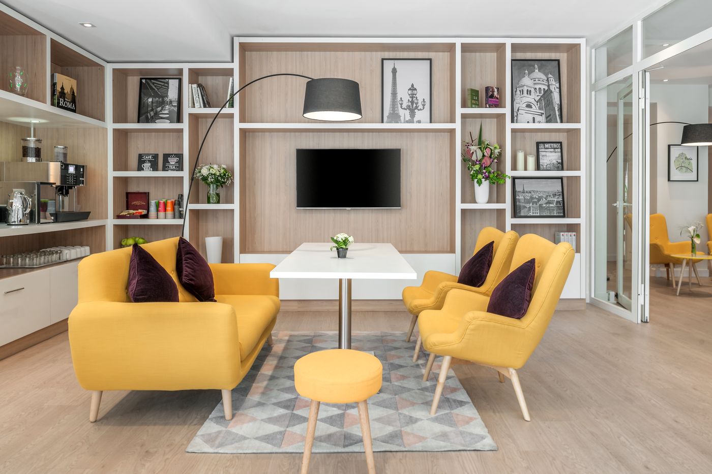 Citadines-Montmartre-Paris-Lobby-7