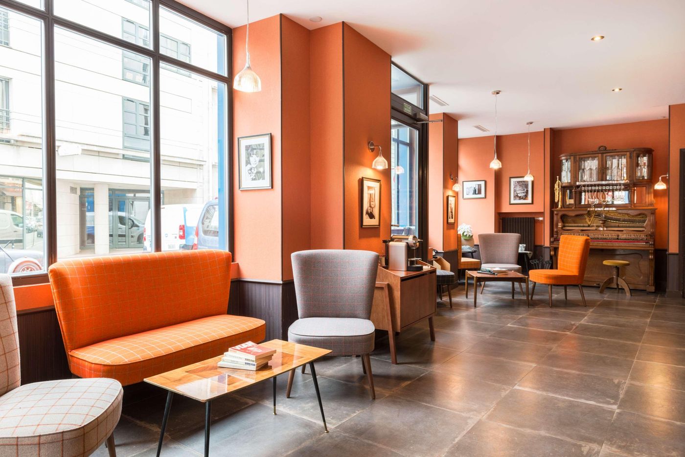 Hotel-Boris-V--by-HappyCulture-Lobby-3