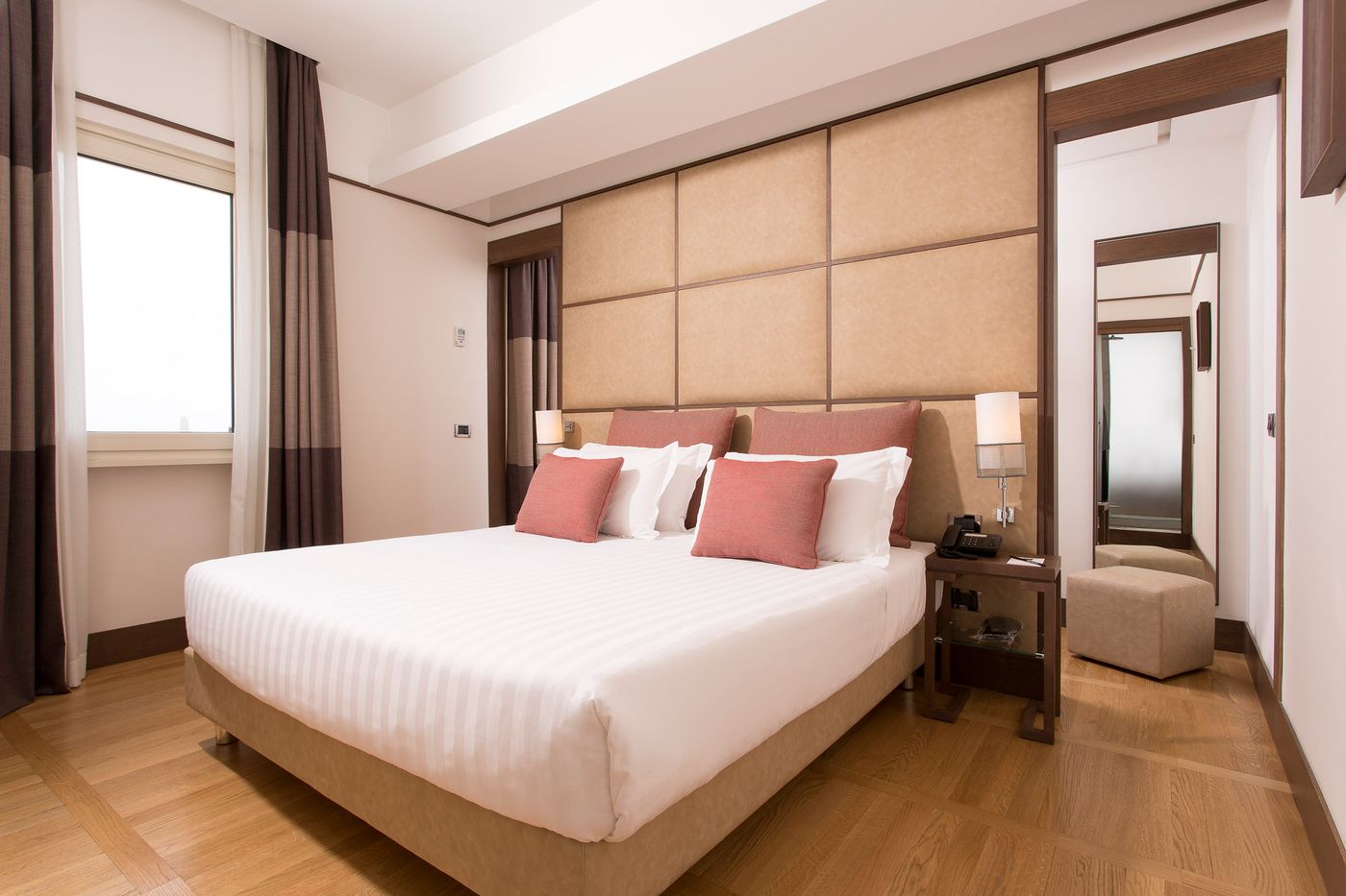 The-Independent-Room-11