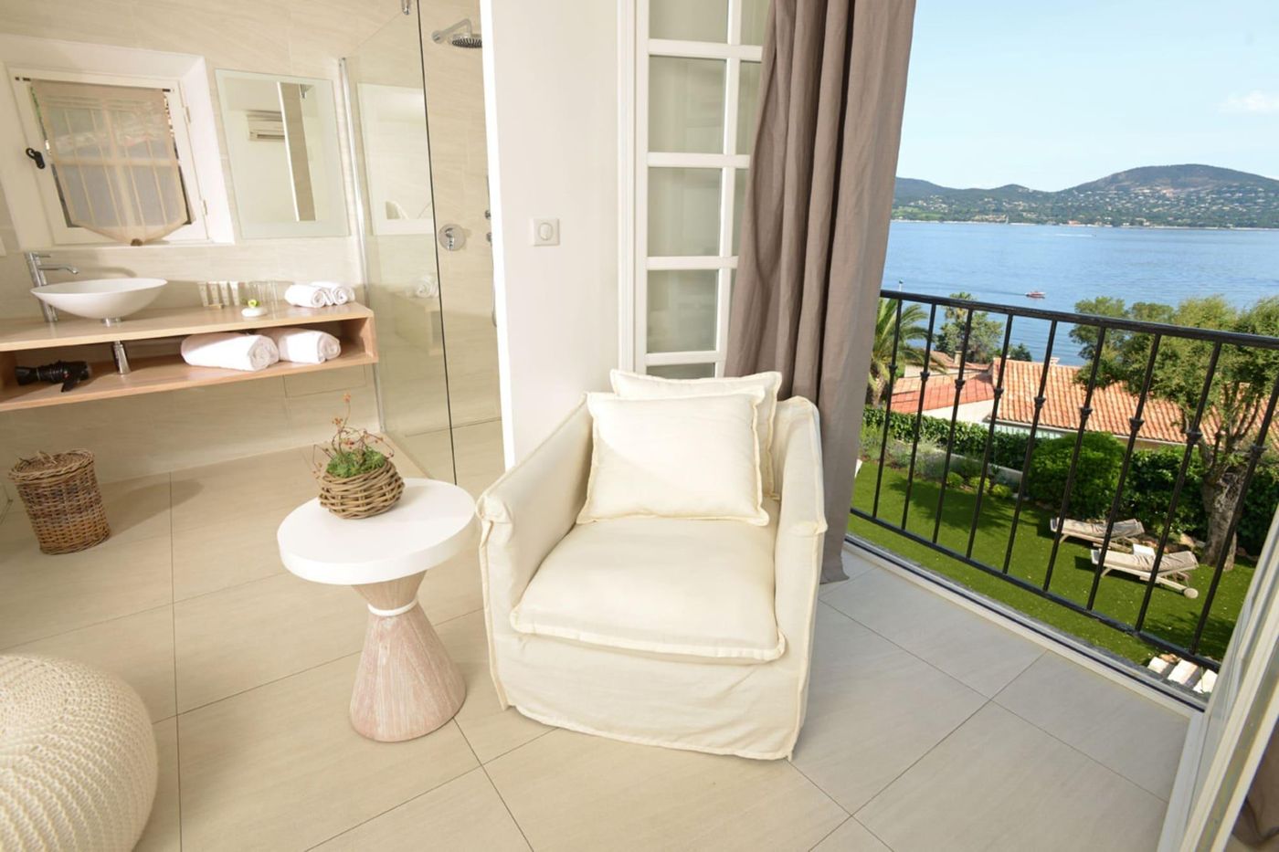 La-Bastide-D-Antoine-Room-50