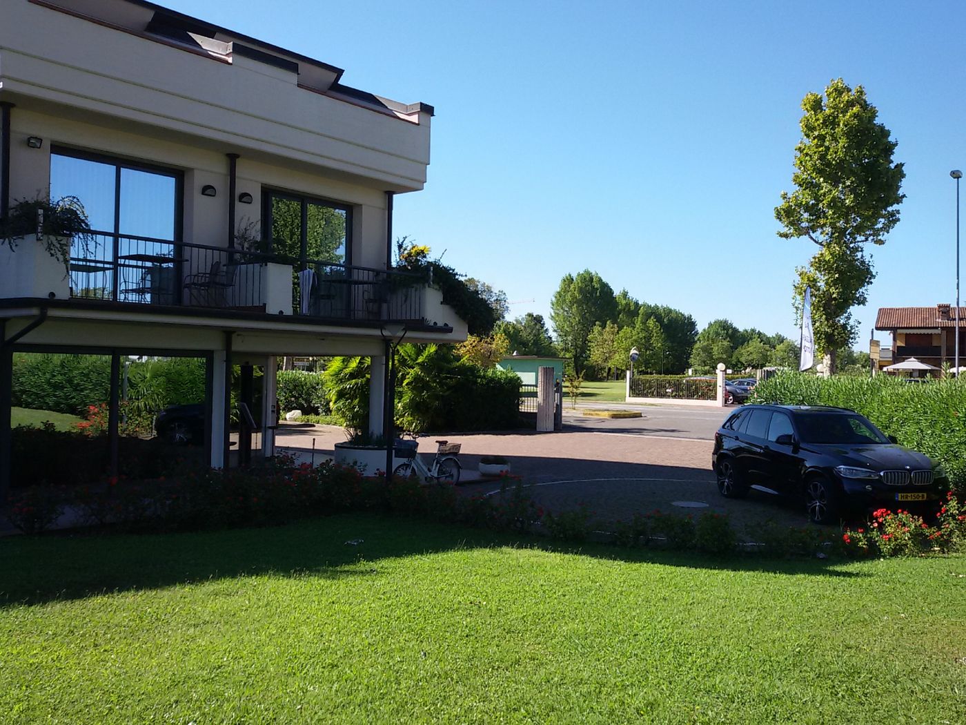 Yachting Hotel Mistral-Italy-Lugana di Sirmione BS-General view-3