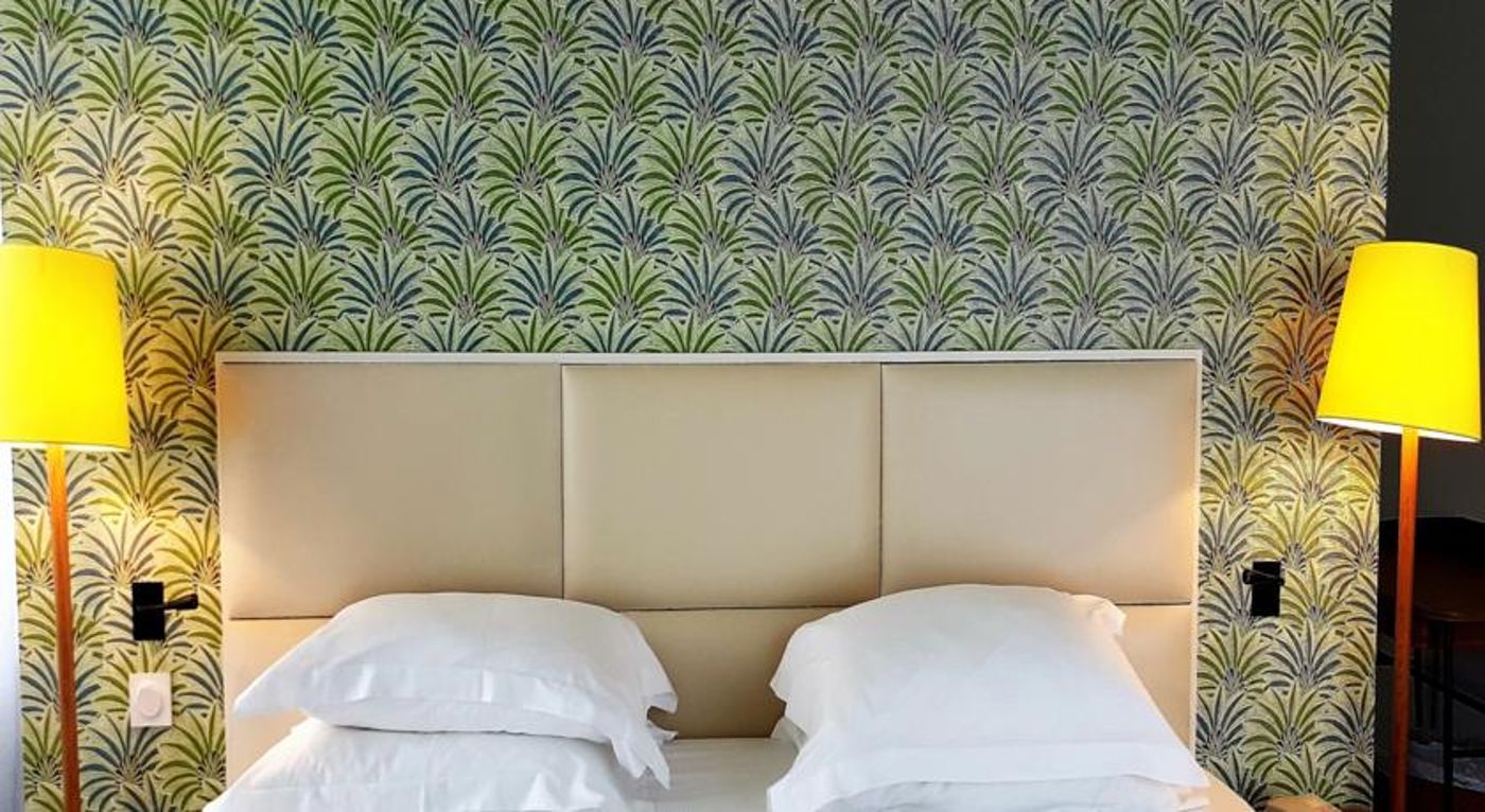 De Silhouette-France-BIARRITZ-Room-8