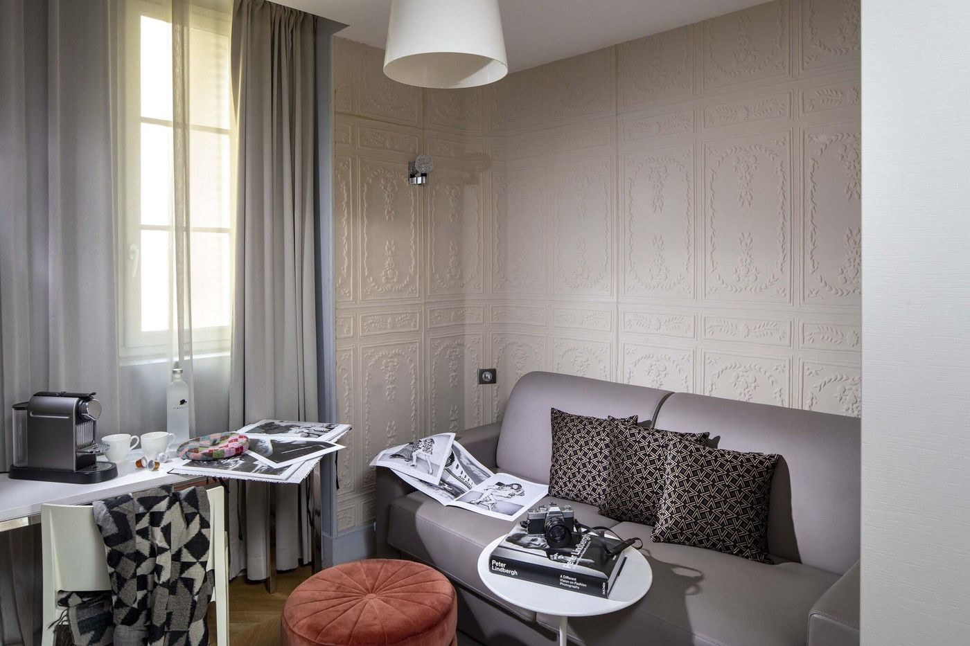 First-Hotel-Paris-Tour-Eiffel-Room-21