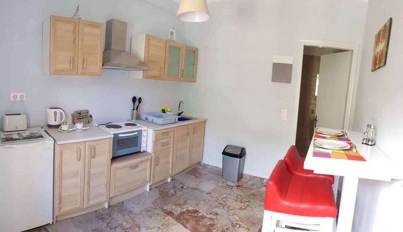 Irene-Apartments-Ag--Gordios-Room-15