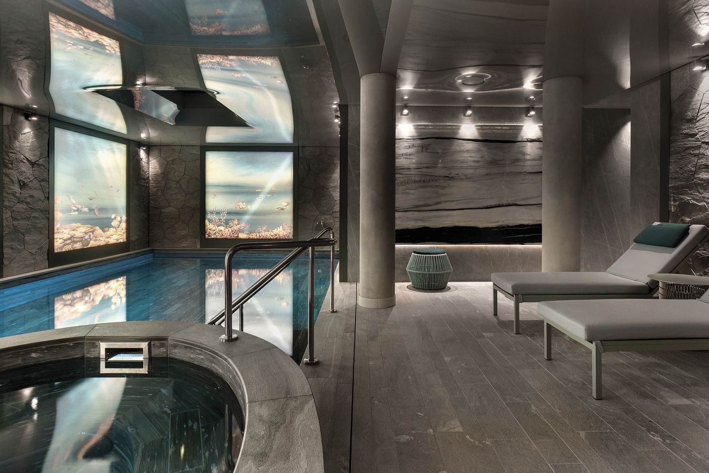 La-Demeure-Montaigne-Pool-83