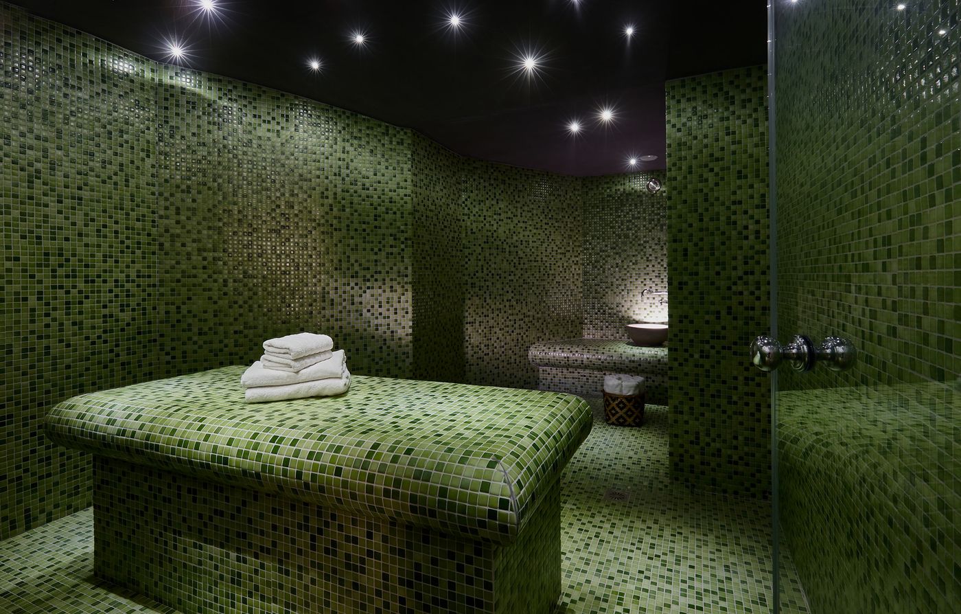 St. Constantin Hotel