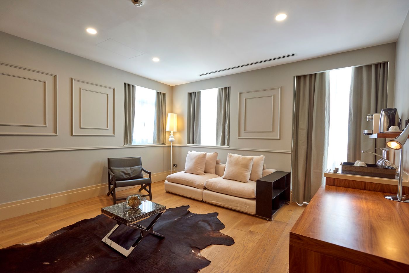 Akka-Hotel-Suites-Room-32