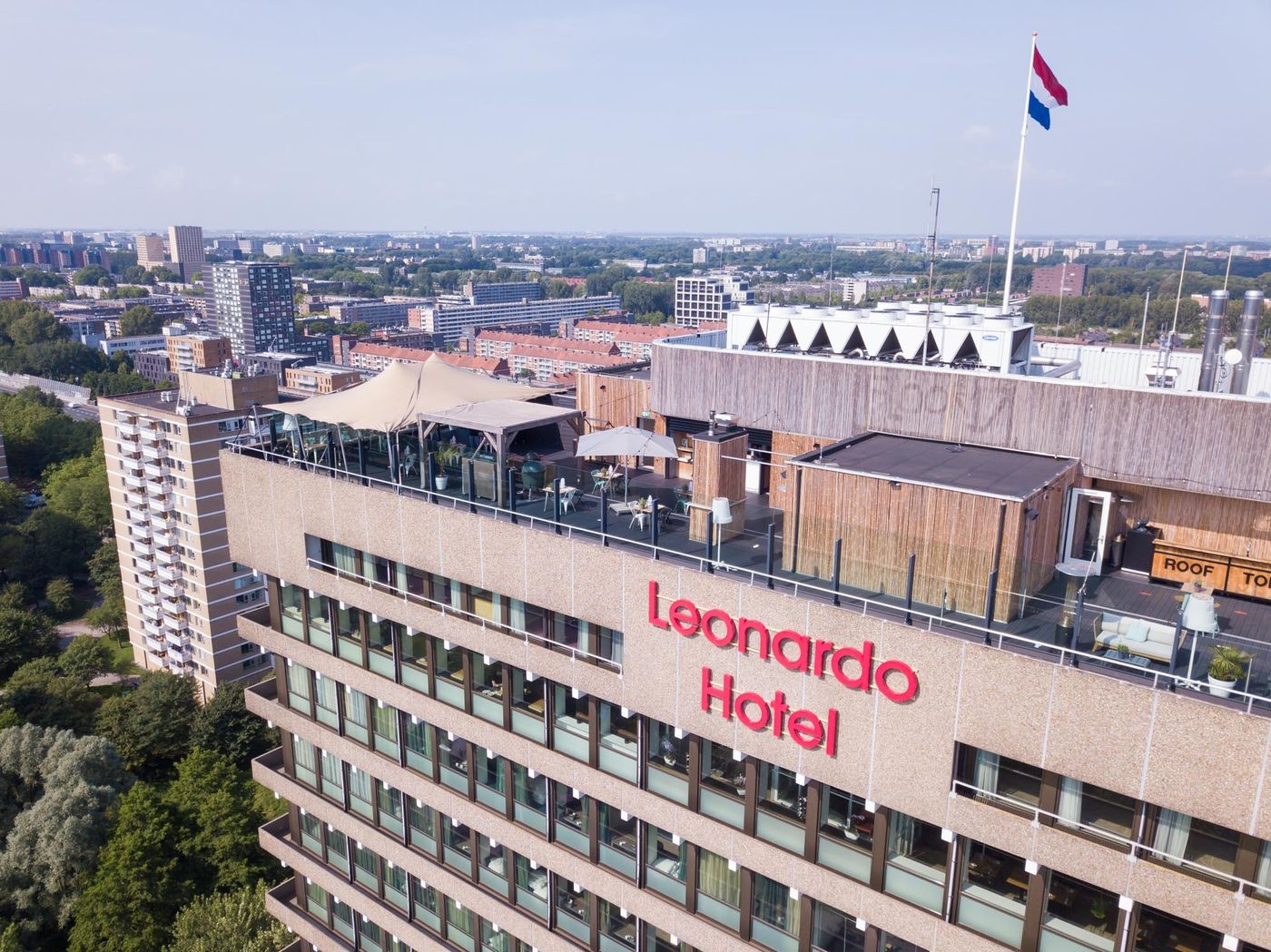 Leonardo-Hotel-Amsterdam-Rembrandtpark-General-view-2