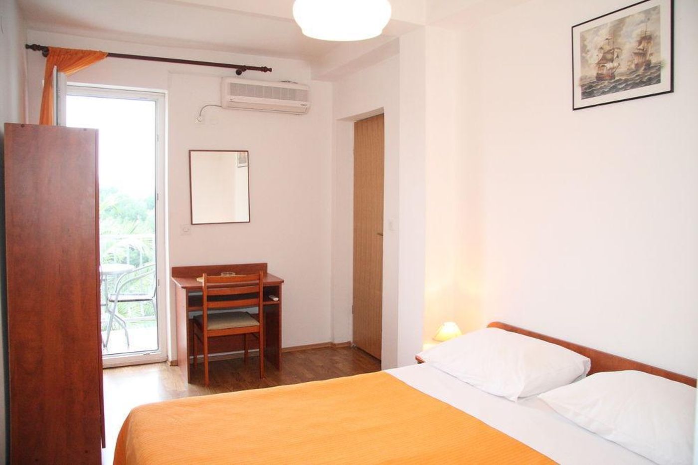 Pansion-Lovac-General-view-8