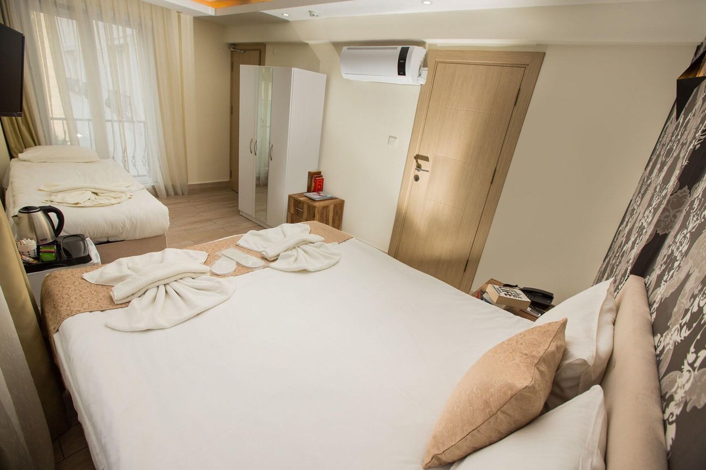 Honey Hotel-Turkey-Istanbul-Room-8