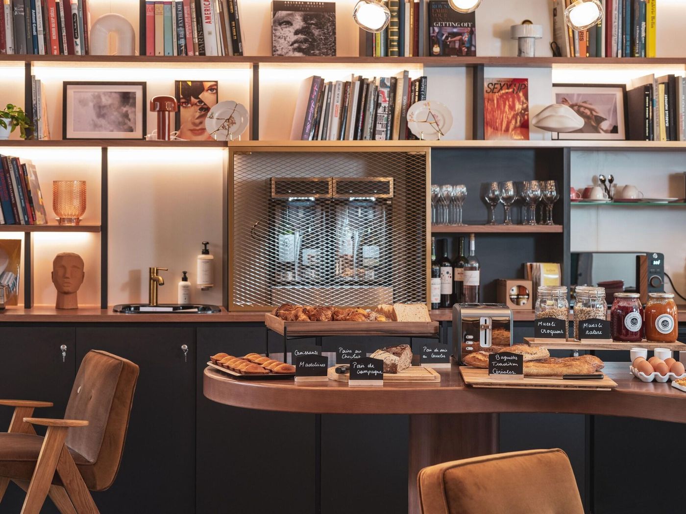 Seven-Hotel-Restaurant-10