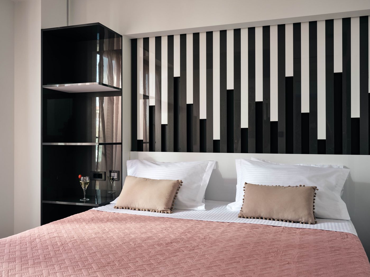 Savvas & Joanna Boutique