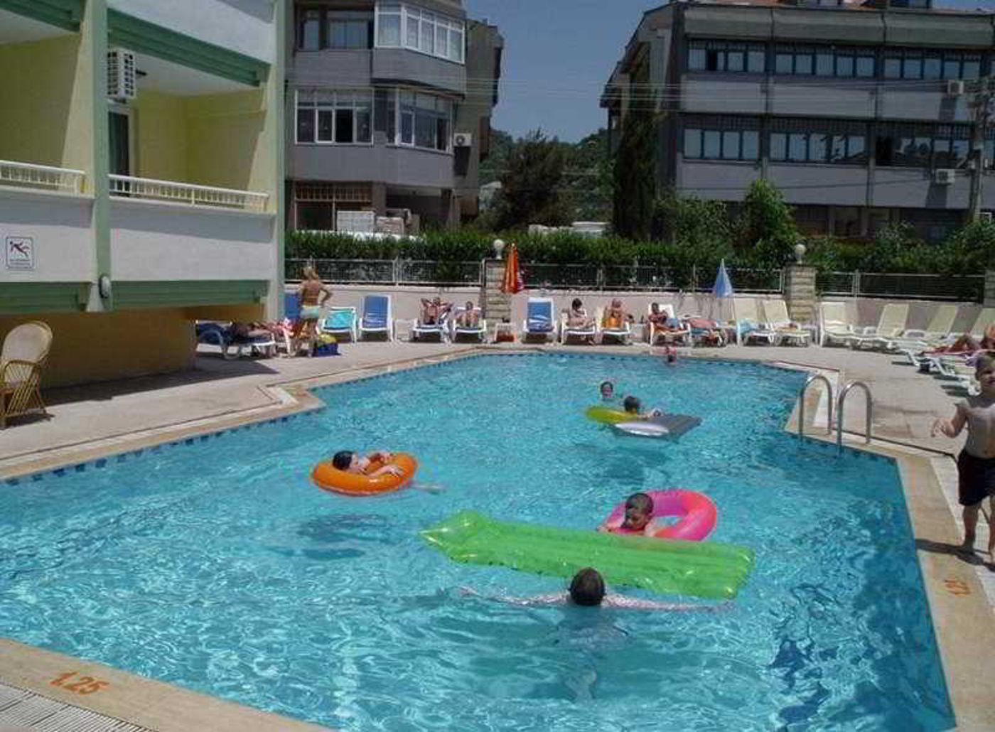 Villa-Sun-Apart-Pool-3