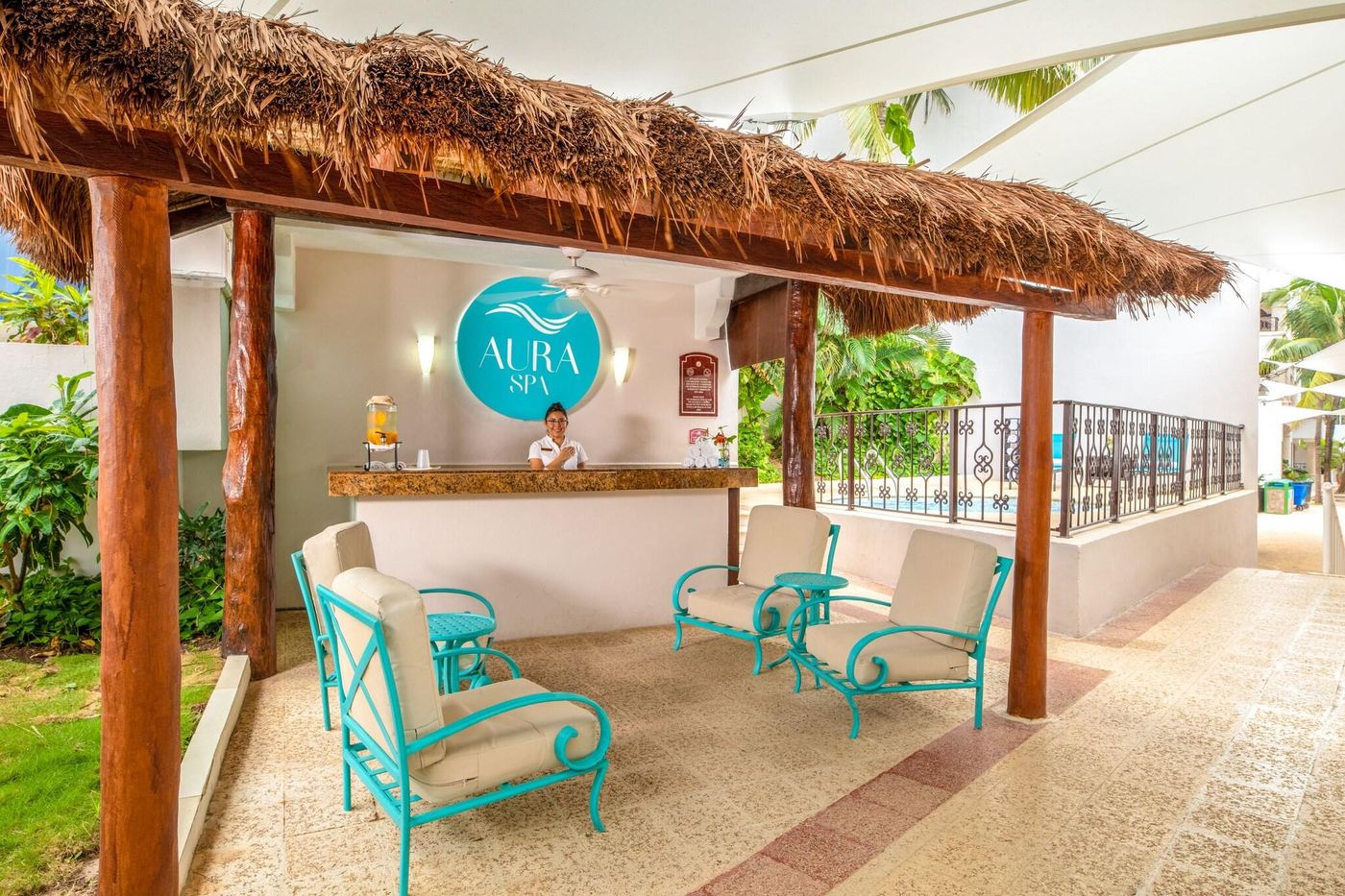 Sunscape-Resort---Spa-Sports-and-Entertainment-24