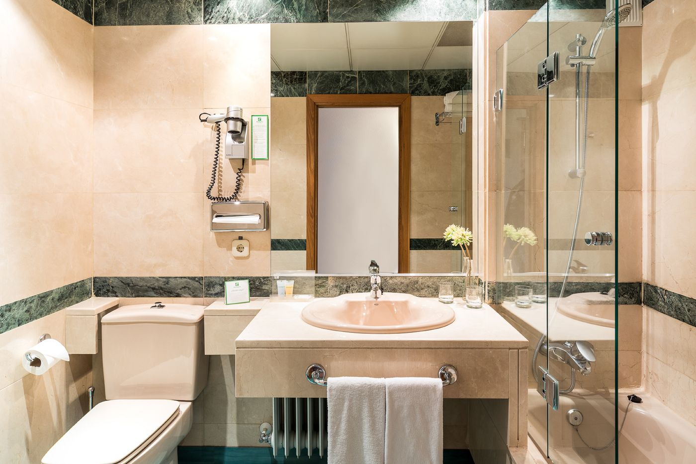 Acta Piramides - Spain - MADRID - Room - 3