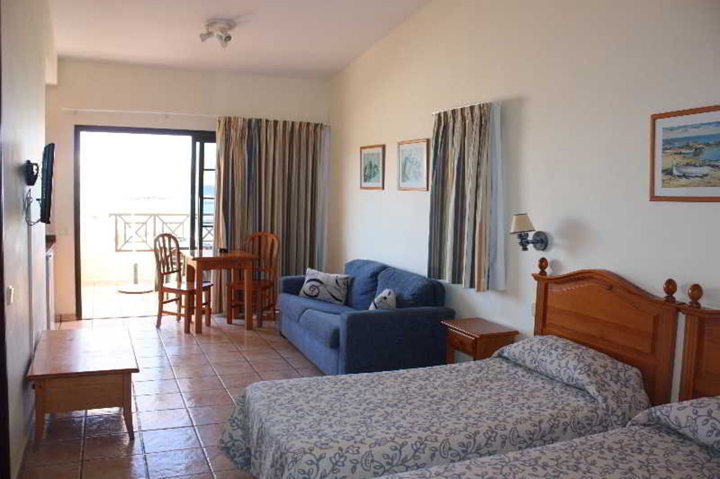 Cotillo-Sunset-Room-9