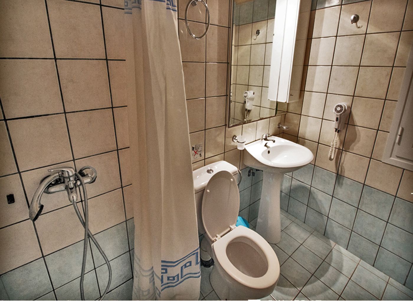 Nireas-Studios---Apartments-Room-22