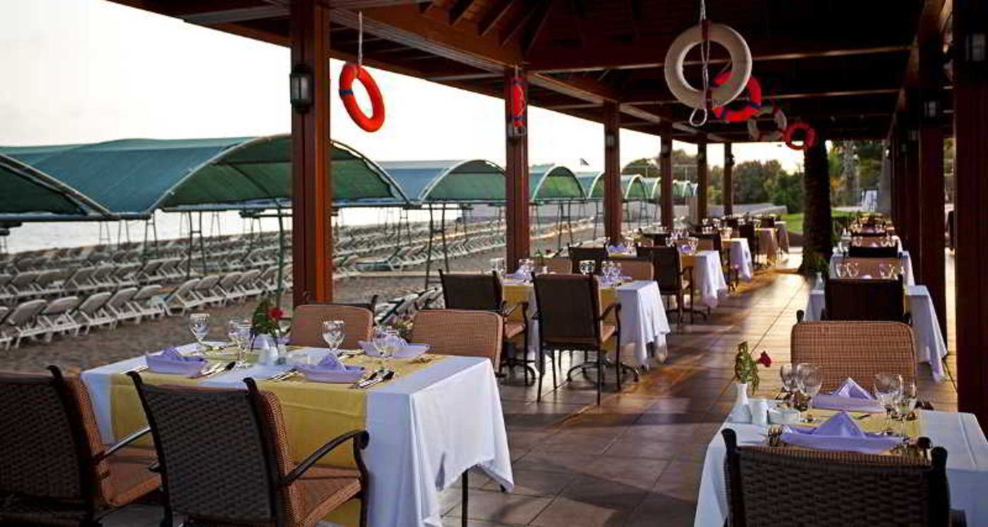 Papillon-Belvil-Restaurant-25