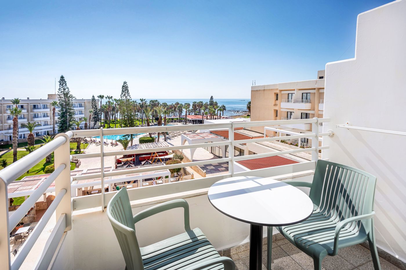 Louis-Phaethon-Beach-Room-64