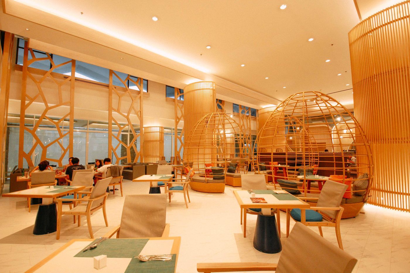 Andaman-Embrace-Patong-Restaurant-64