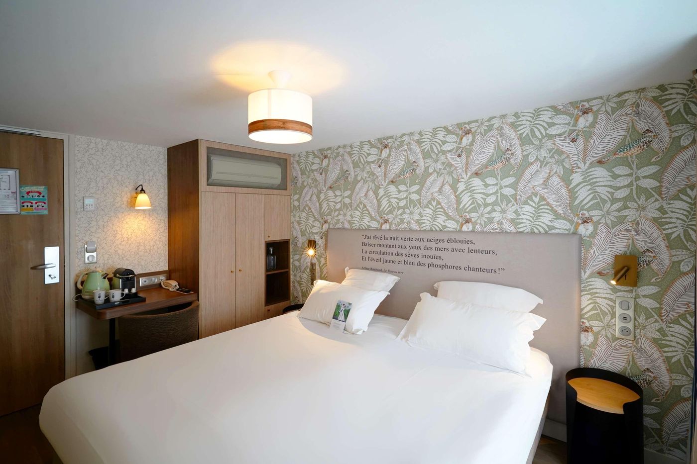 Hotel-Litteraire-Arthur-Rimbaud--BW-Signature-Coll-Room-28