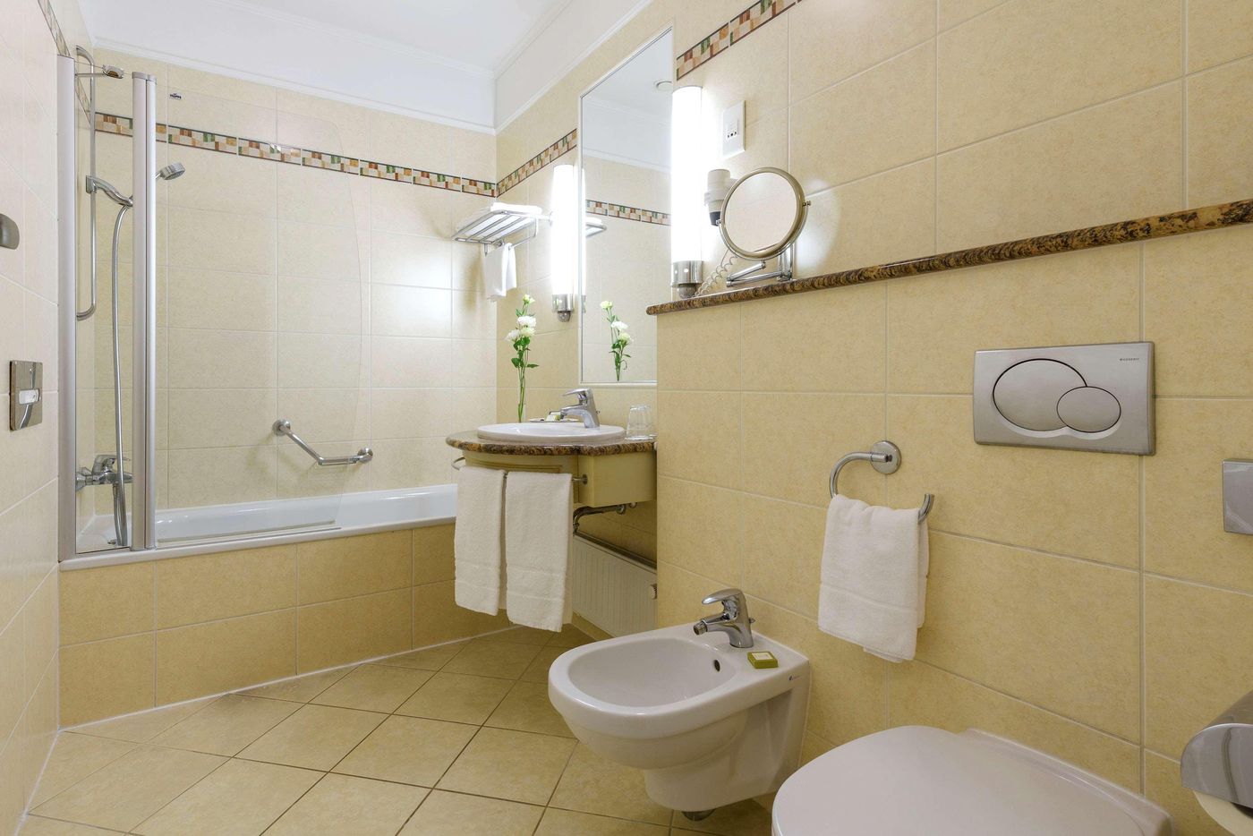 Danubius-Hotel-Astoria-City-Center-Room-32