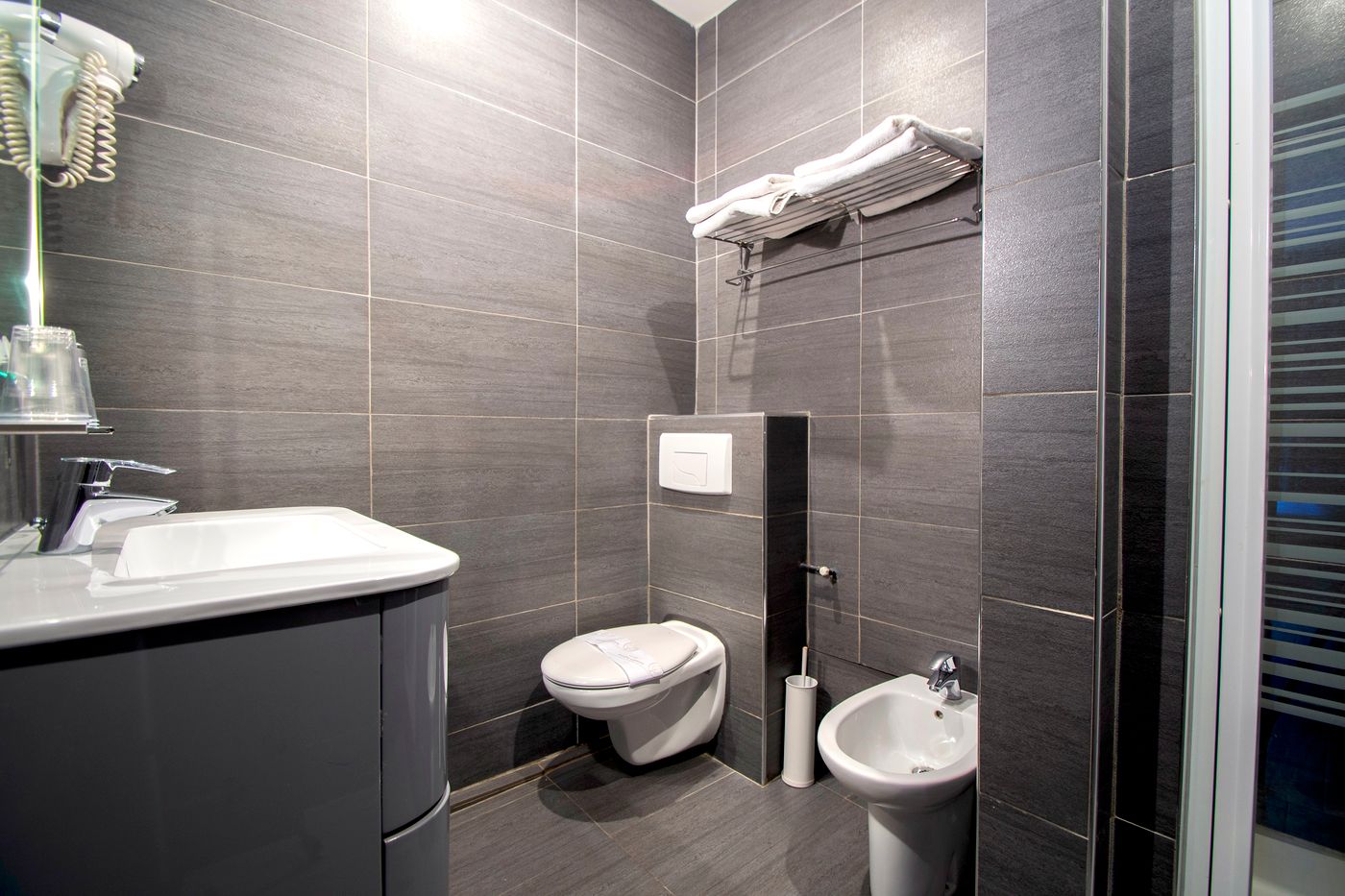 Migny-Opera-Montmartre-Room-35