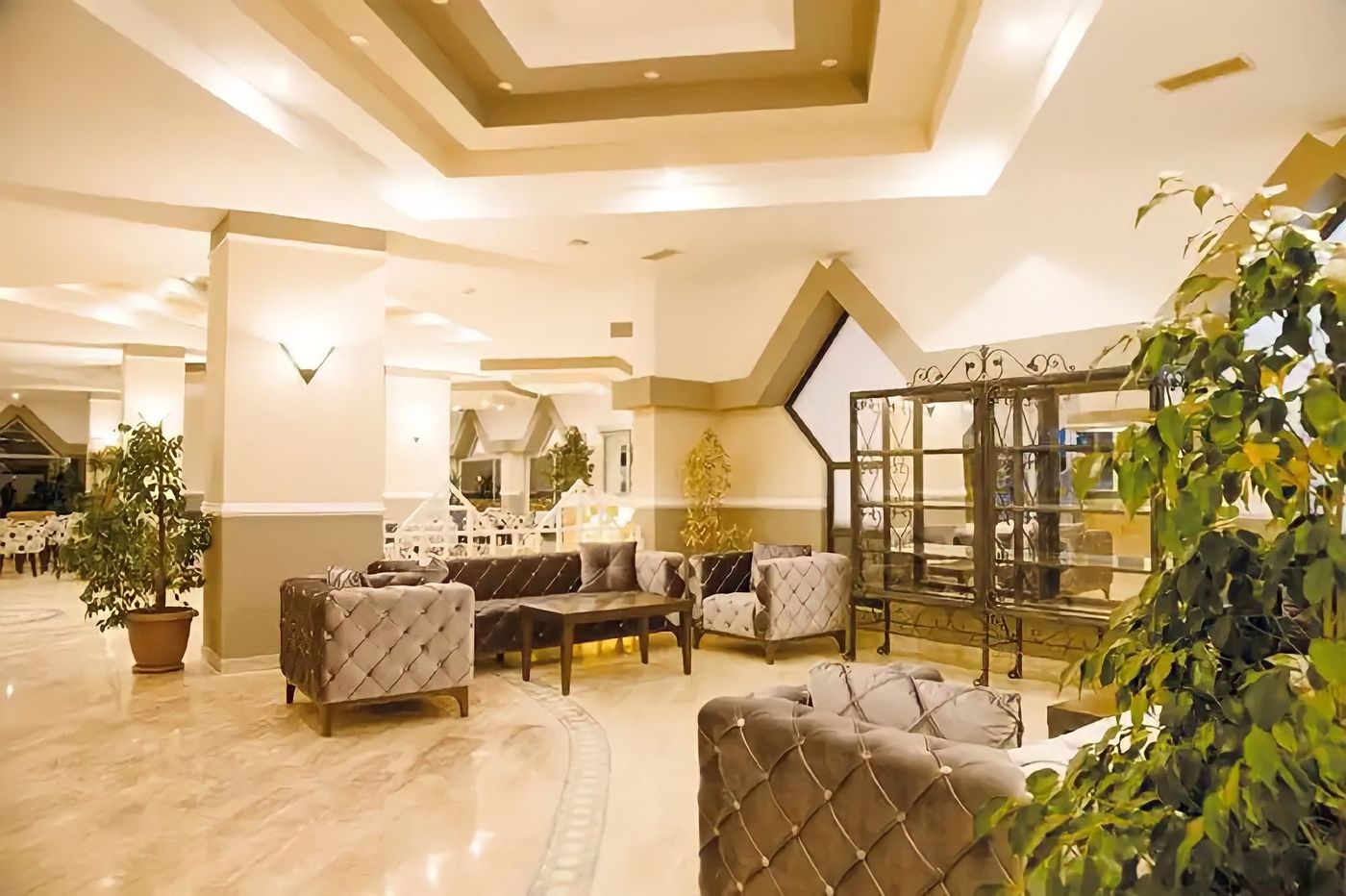 Roseira Hotels Beach Resort