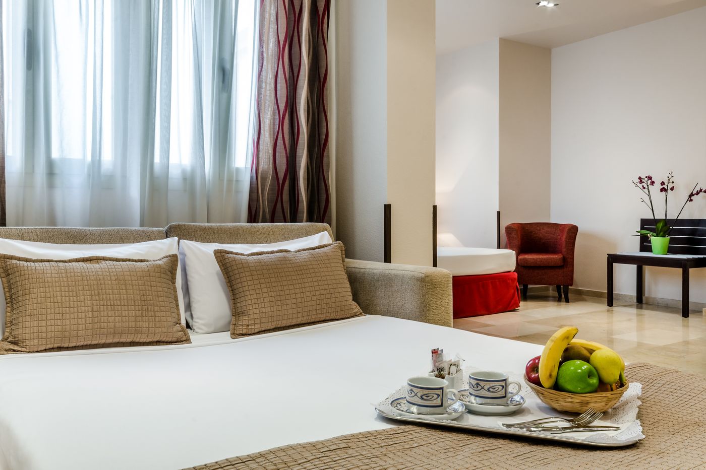 Exe-Suites-33-Room-13