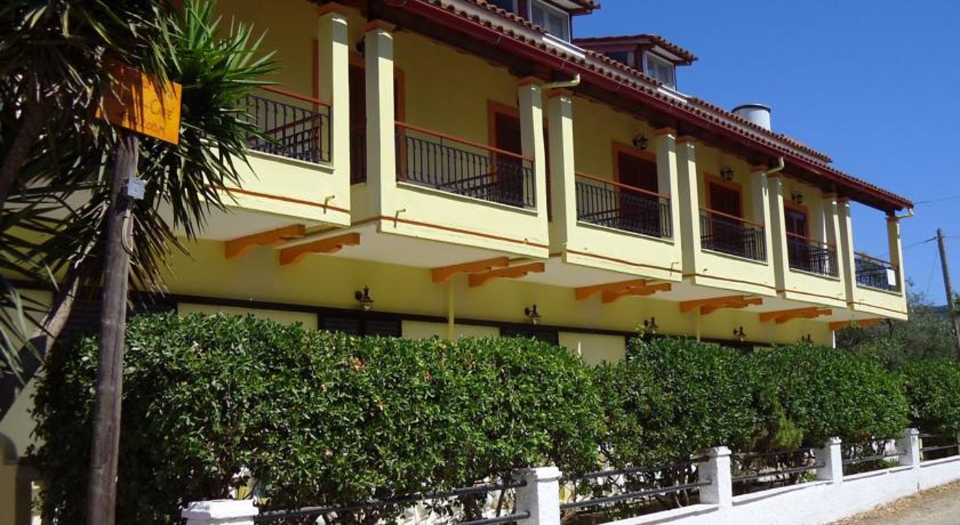 Valentinos Apartments