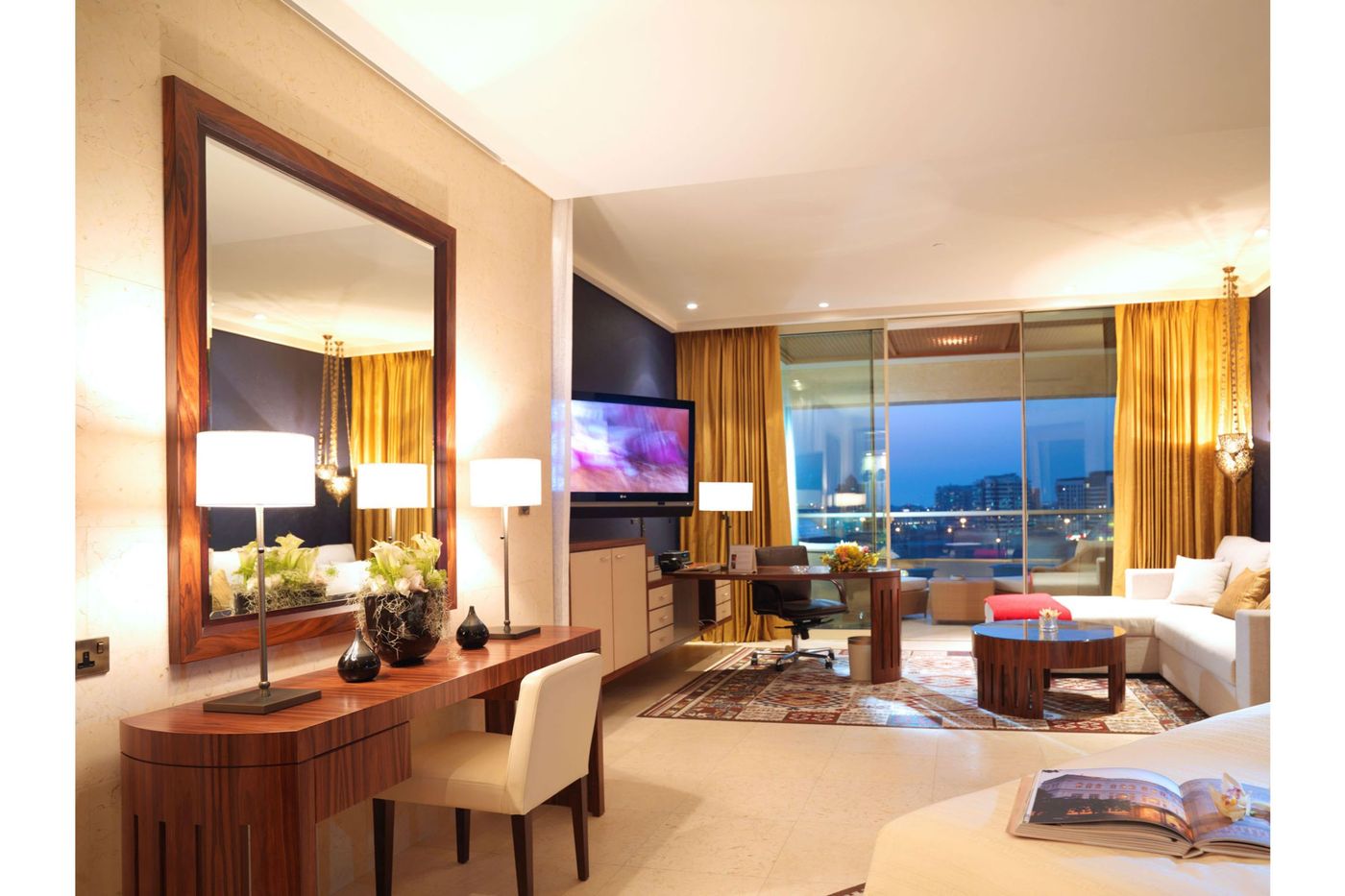 Raffles-Dubai-Hotel-Room-28