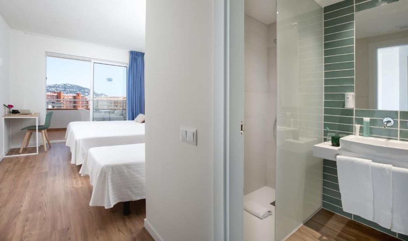 Prestige-Sant-Marc-Room-24