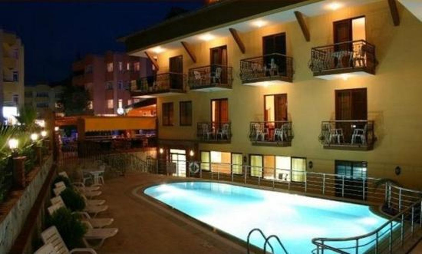 Orange Garden Apartments