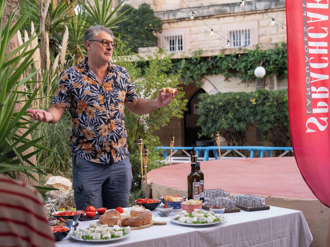 Sprachcaffe-International-Aparthotel-Pembroke-Restaurant-80