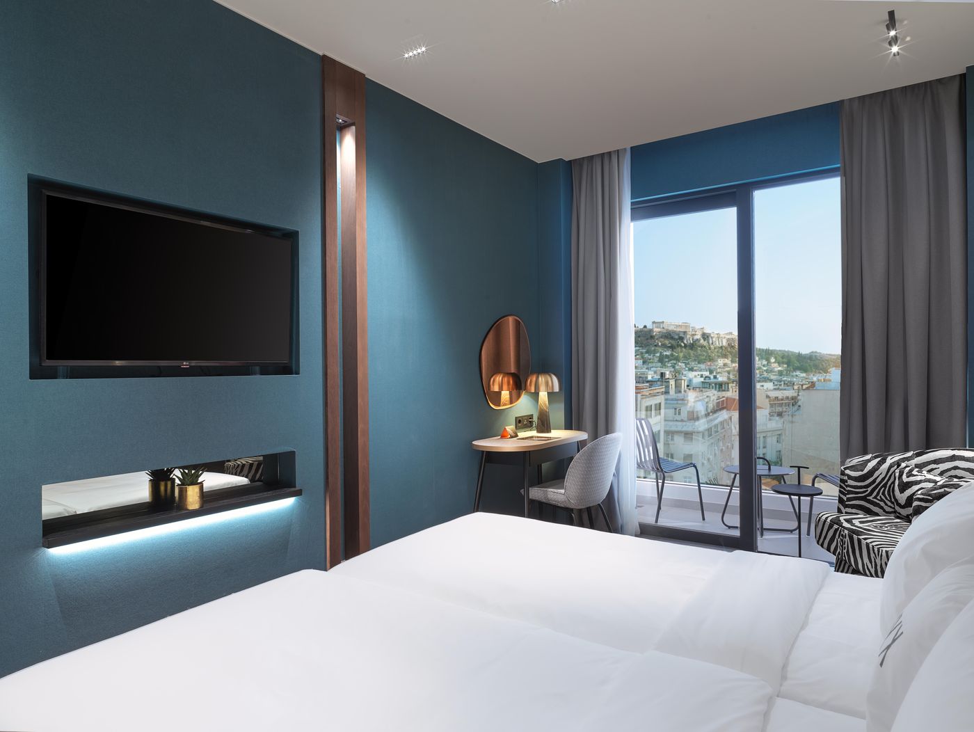 NYX-Esperia-Palace-Athens-by-Leonardo-Hotels-Room-43