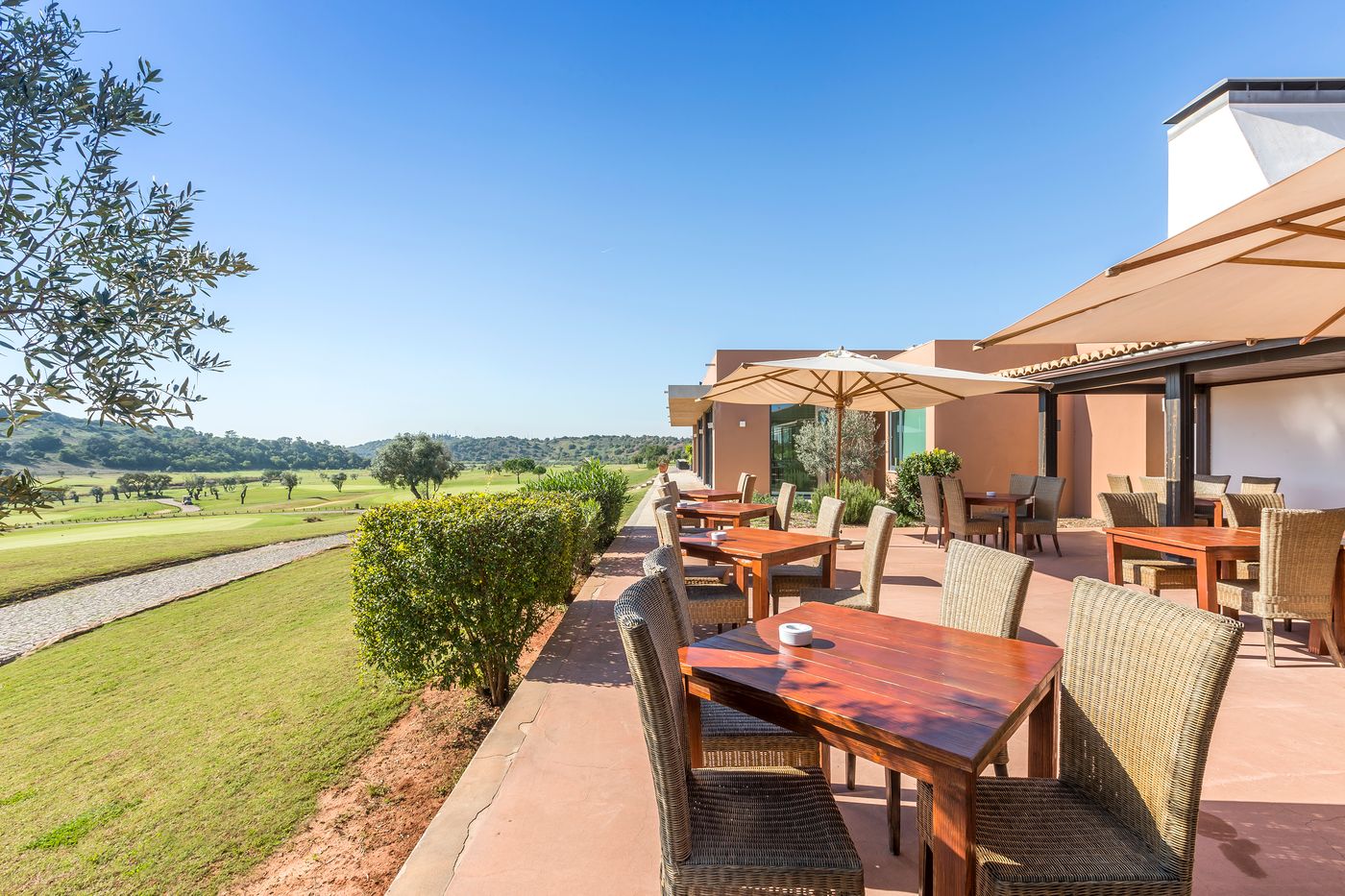 Morgado-Golf---Country-Club-Terrace-8