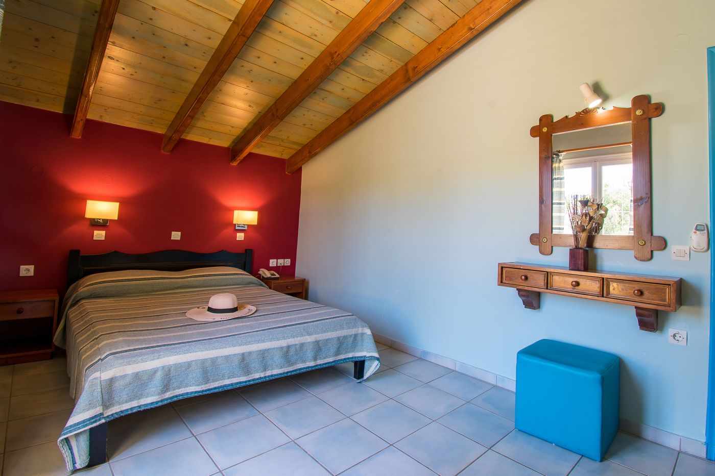 Villa-Yannis-Hotel-Apartments---Suites-Room-28