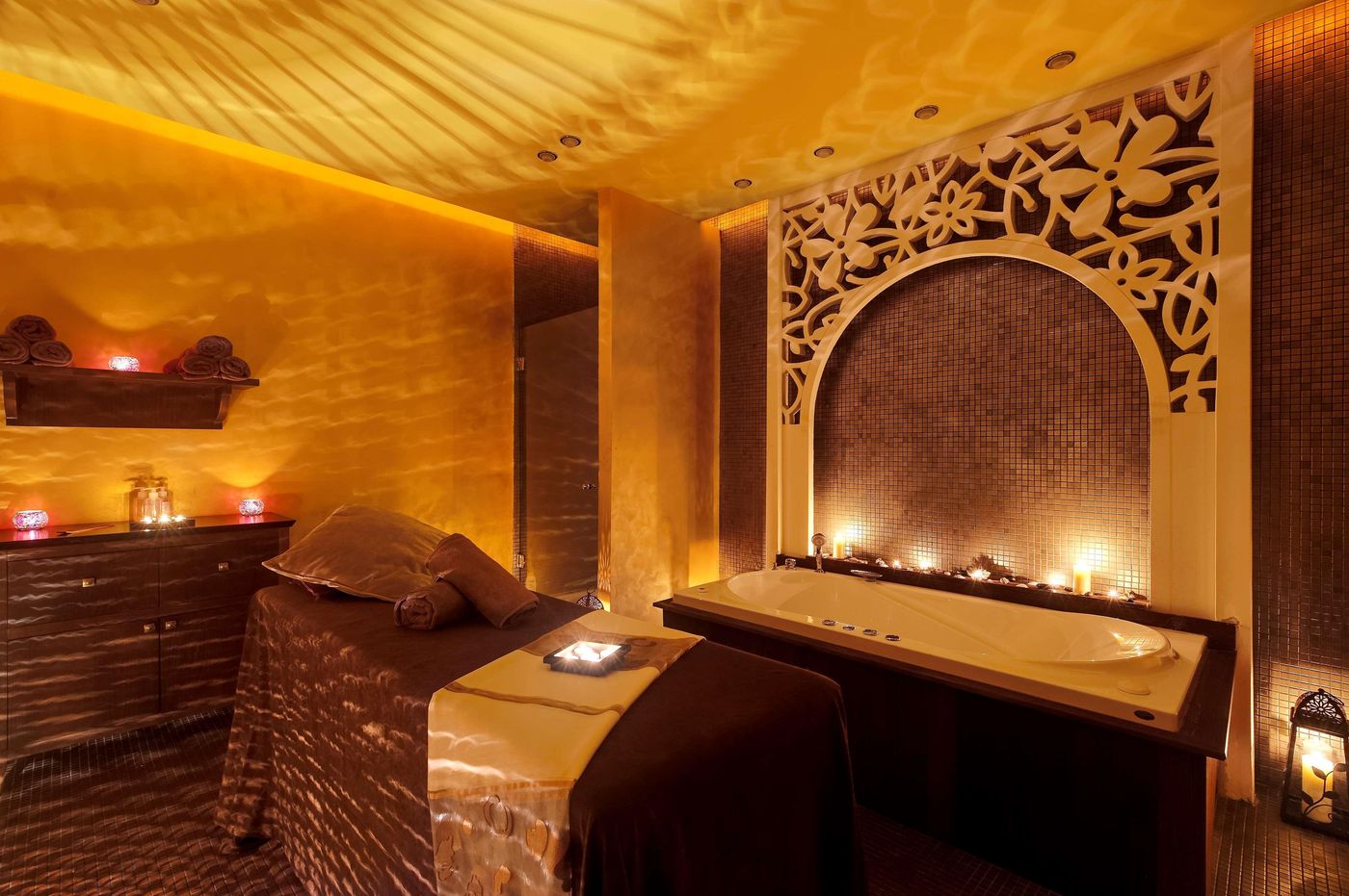 Barcelo-Royal-Beach-Sports-and-Entertainment-57