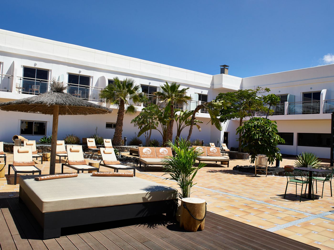 Coral-Cotillo-Beach-Pool-11